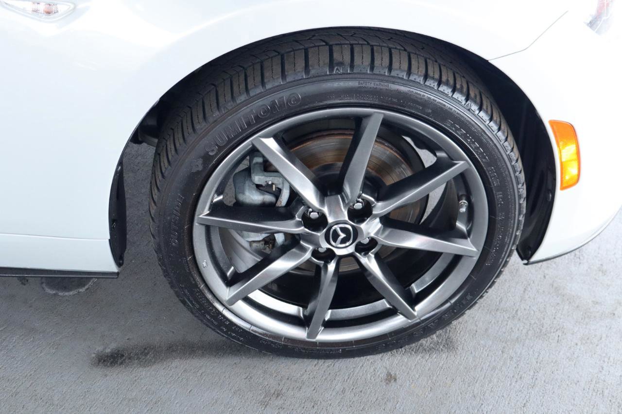 Used 2018 MAZDA MX-5 Miata RF Grand Touring RWD image 31