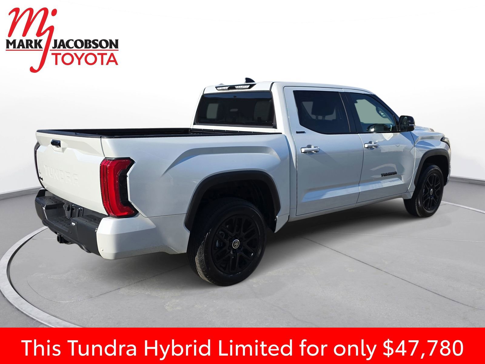 Used 2024 Toyota Tundra Limited w/ Nightshade Package image 9