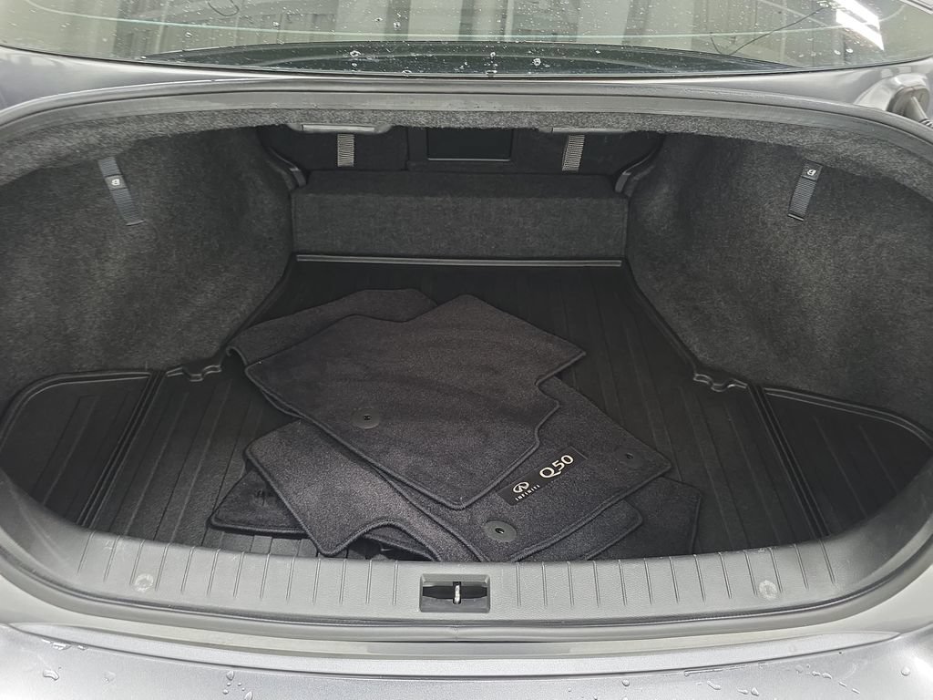 Used 2019 INFINITI Q50 Luxe w/ Essential Package (3.0T Luxe) AWD/4WD image 30