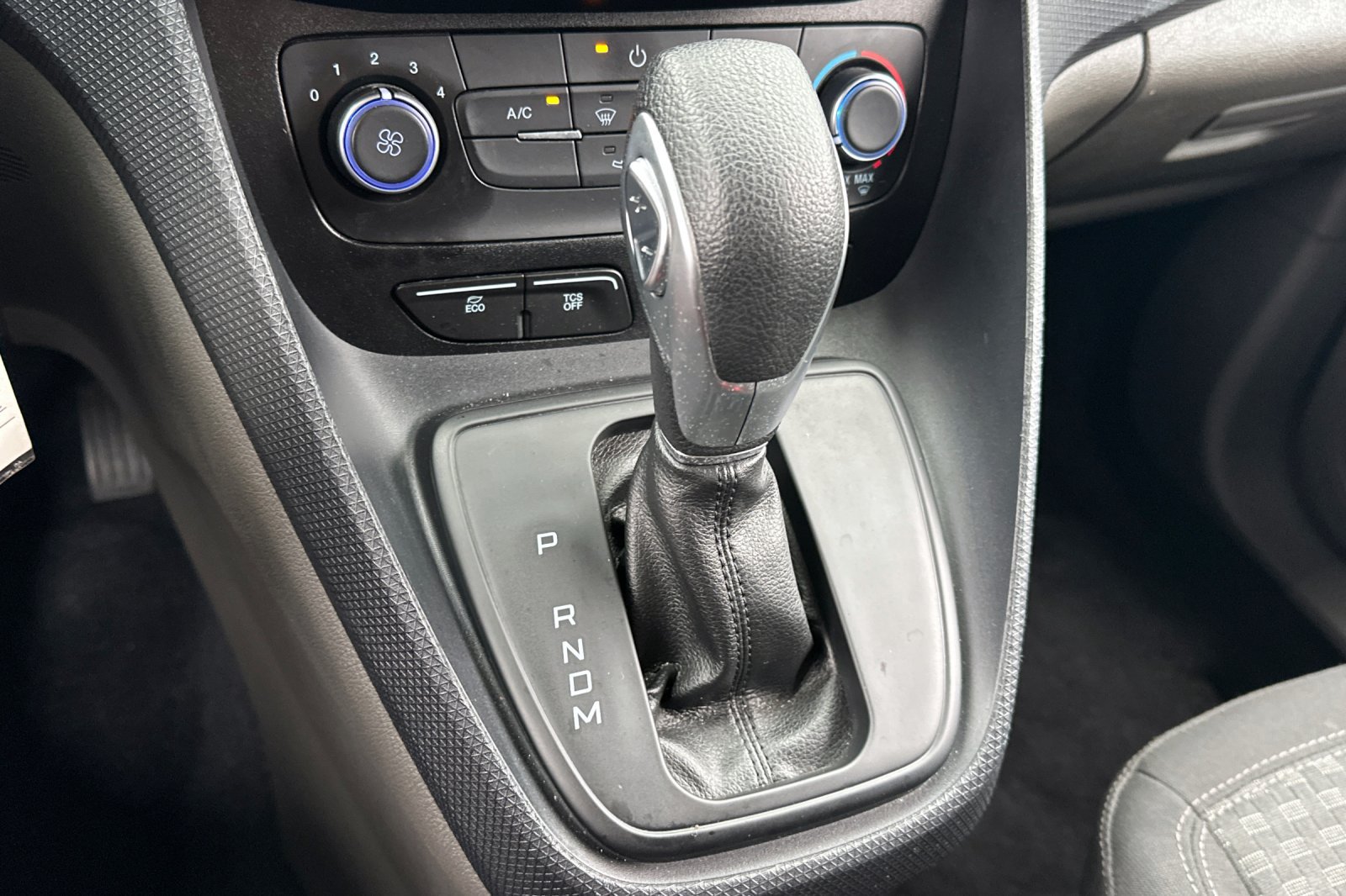 Used 2023 Ford Transit Connect XLT FWD image 20