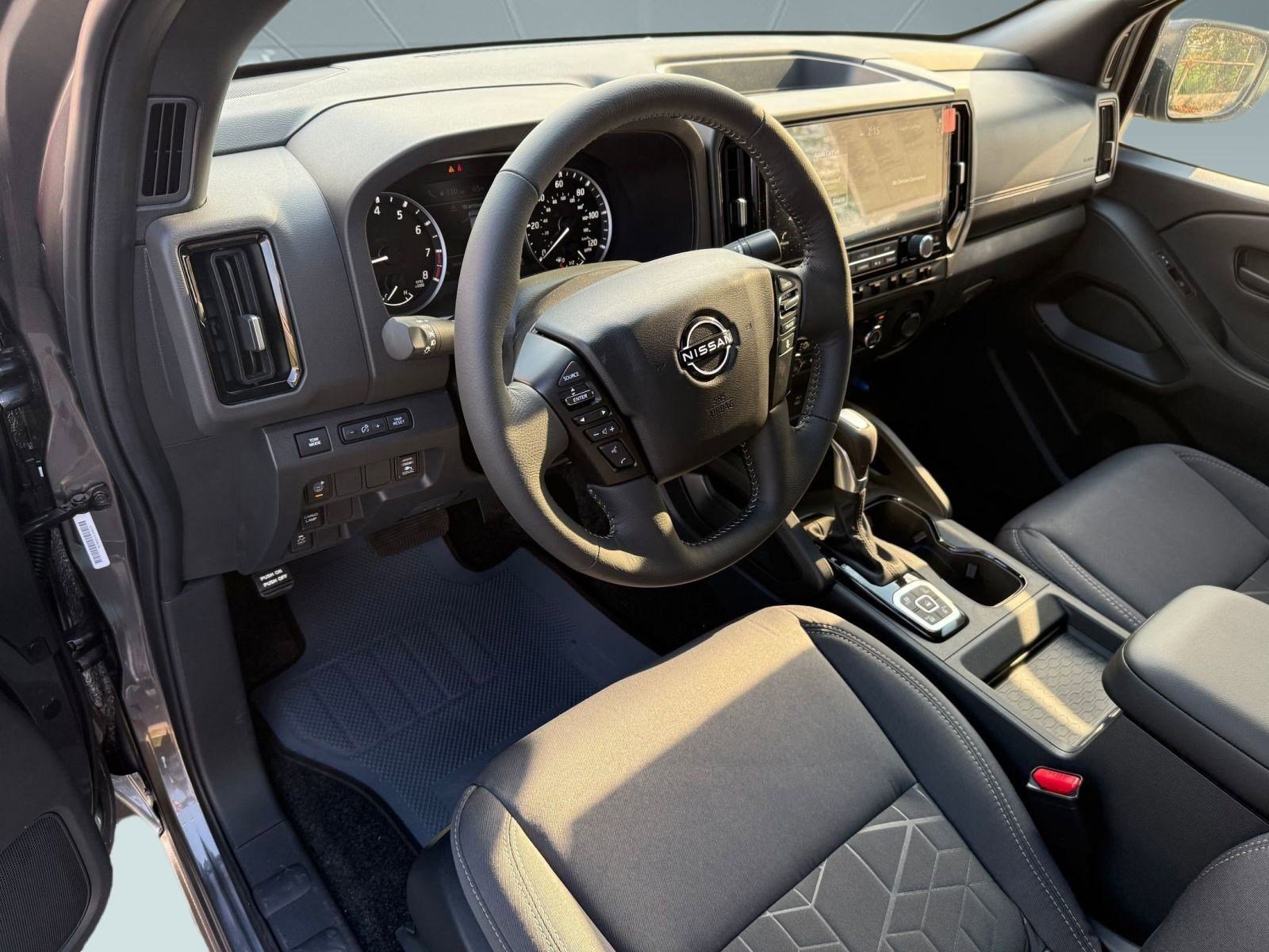 New 2026 Nissan Frontier SV w/ SV Convenience Package image 4