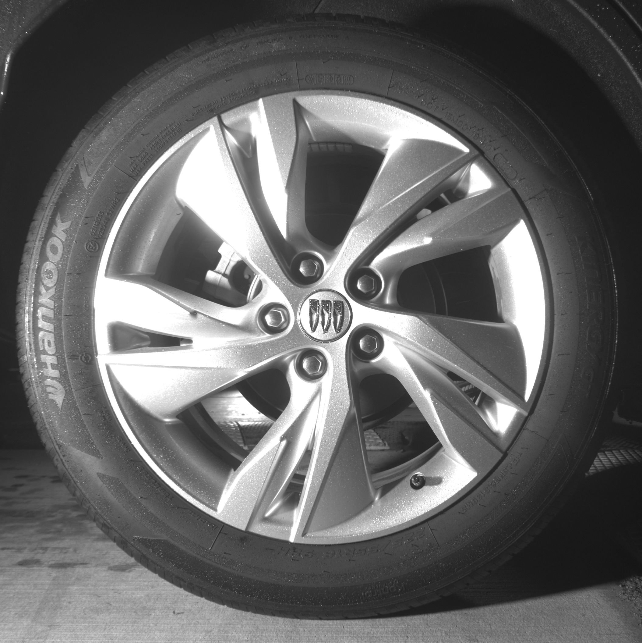 Used 2025 Buick Encore GX Preferred AWD/4WD image 12