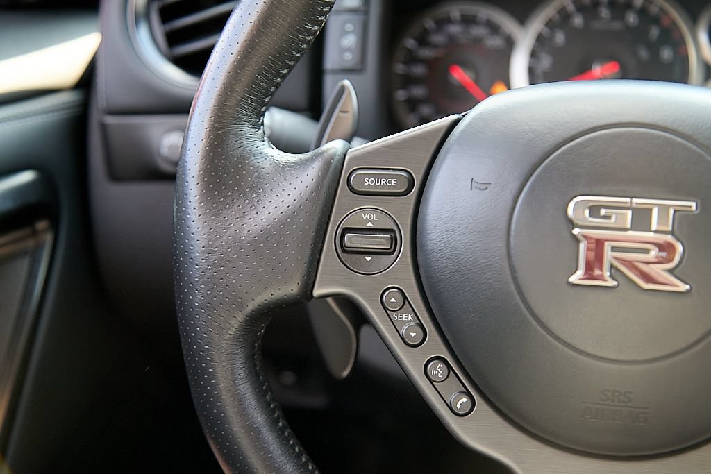 Used 2016 Nissan GT-R Premium AWD/4WD image 52