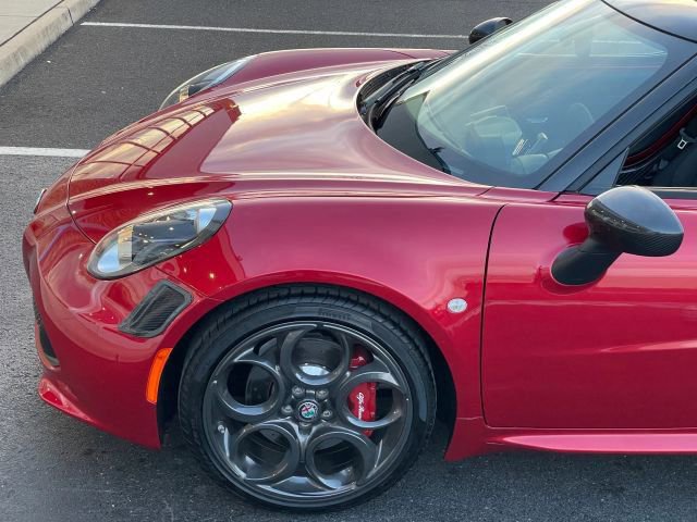Used 2020 Alfa Romeo 4C Spider image 17