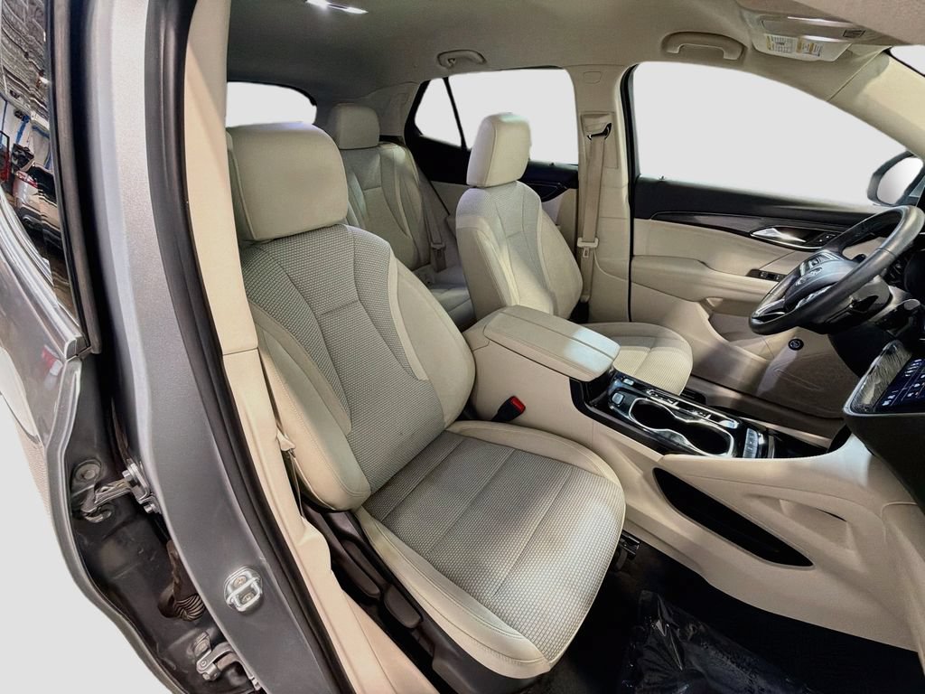 Used 2023 Buick Envision Preferred AWD/4WD image 27