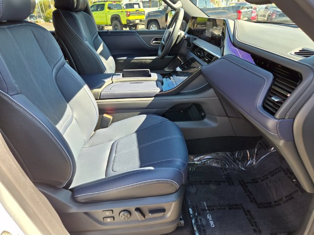 Certified 2026 INFINITI QX80 4WD image 24