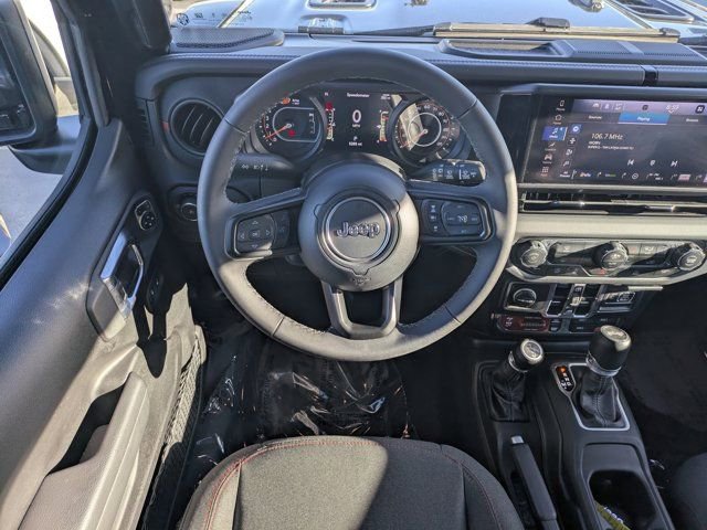 Used 2026 Jeep Wrangler Unlimited Rubicon image 14