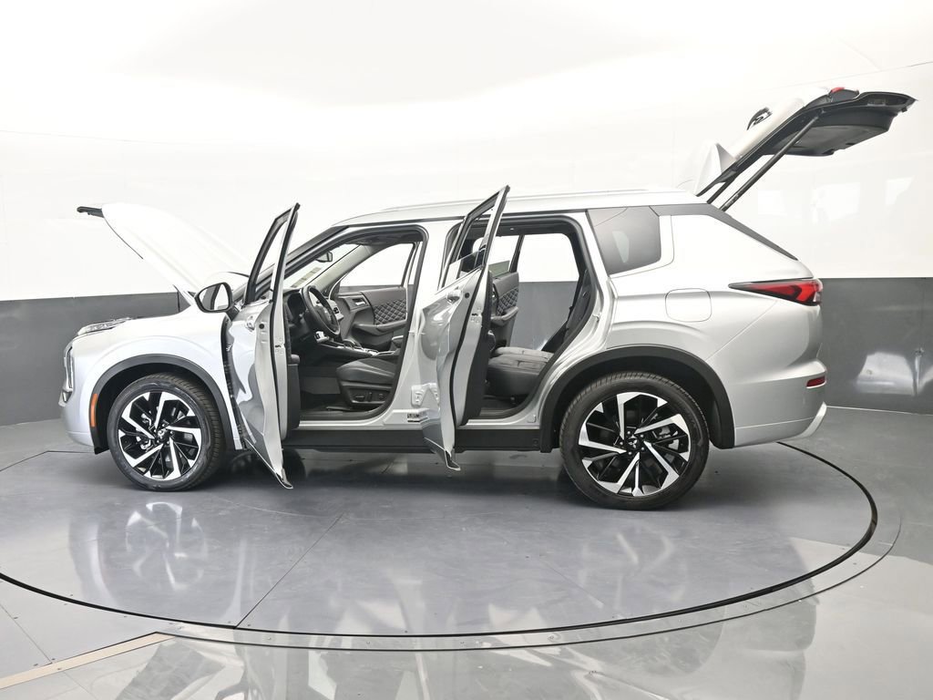 New 2025 Mitsubishi Outlander SEL image 83