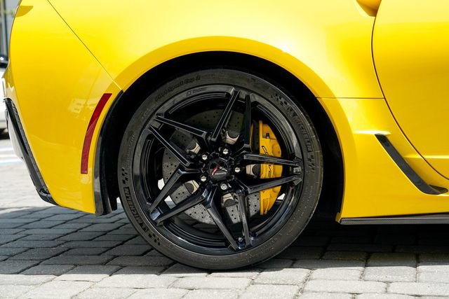 Used 2019 Chevrolet Corvette ZR1 RWD image 32