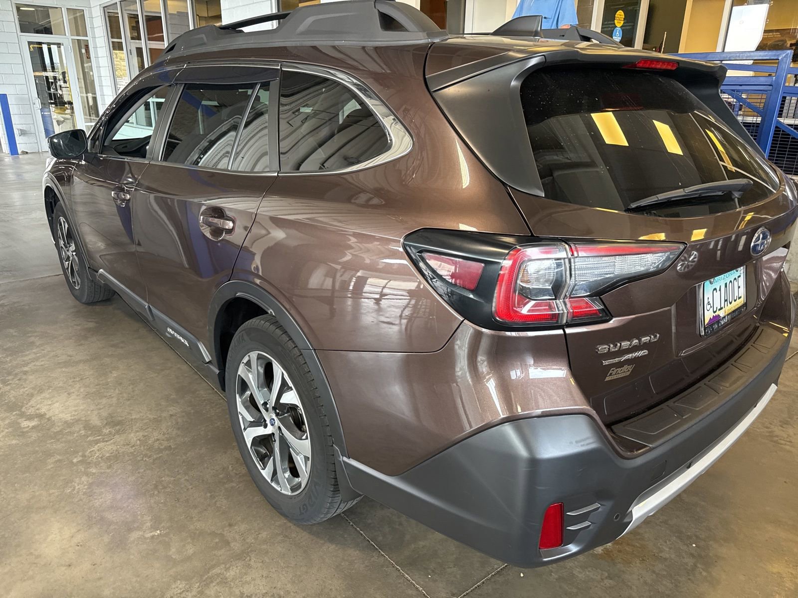 Used 2021 Subaru Outback Limited w/ Popular Package #2 AWD/4WD image 2