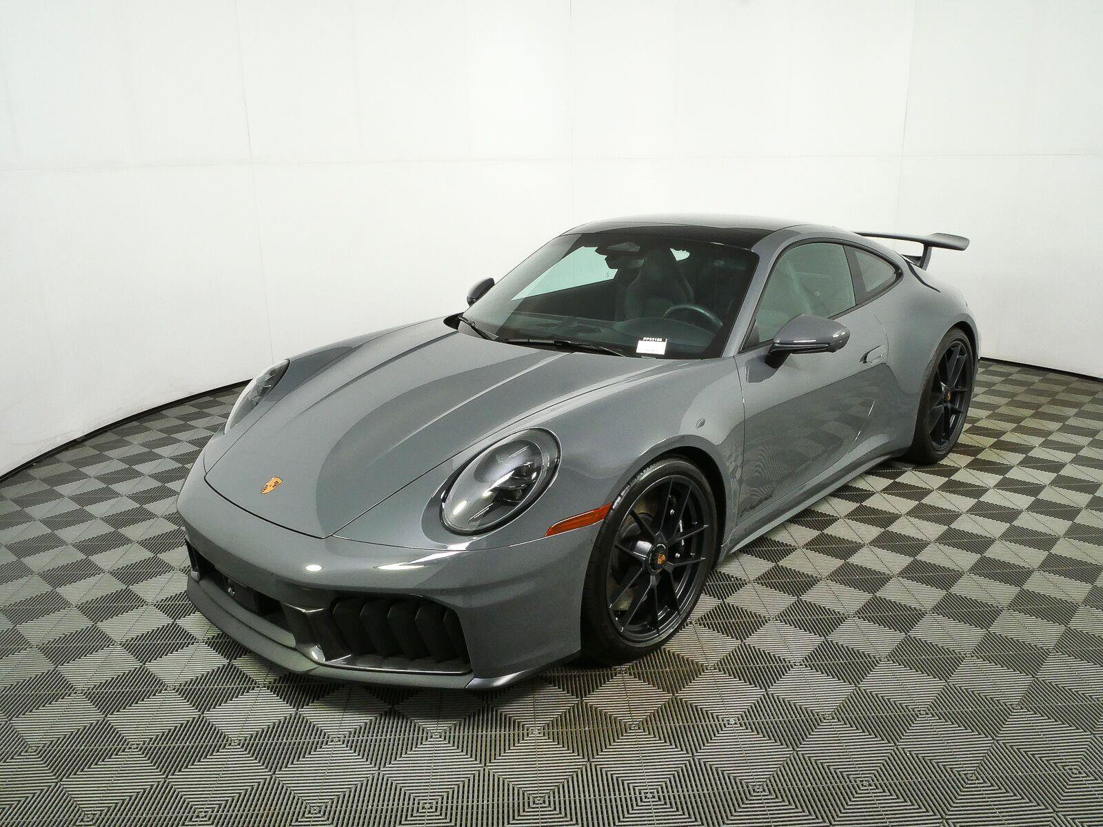 New 2026 Porsche 911 Carrera GTS RWD image 1