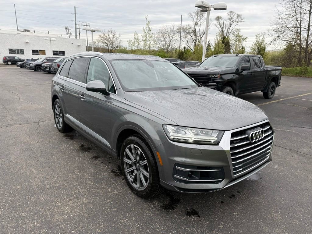 Used 2017 Audi Q7 3.0T Prestige AWD/4WD image 4