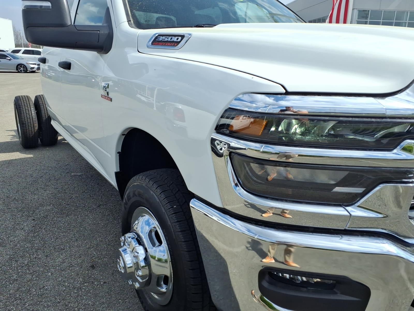 New 2026 RAM 3500 Tradesman image 19