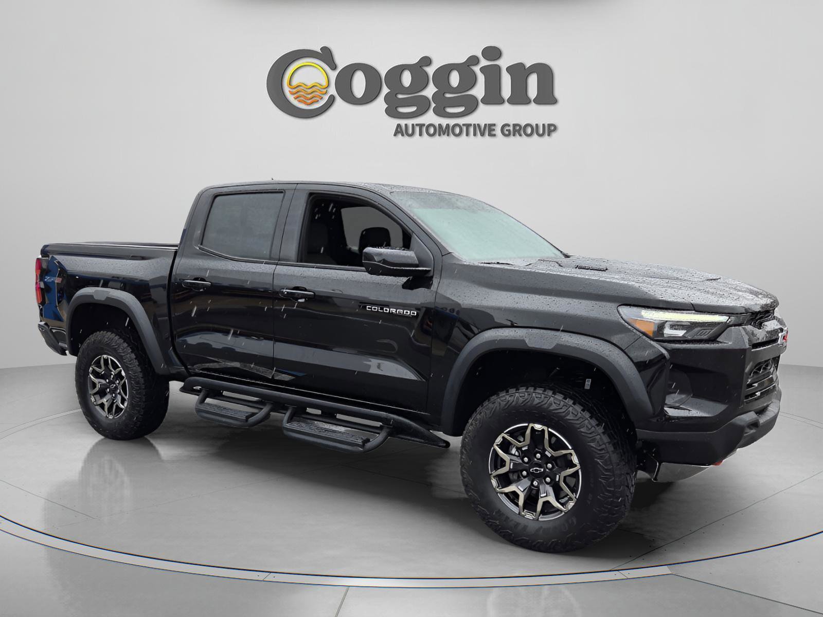 Used 2026 Chevrolet Colorado ZR2 w/ Technology Package AWD/4WD image 7