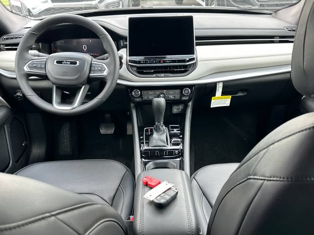 New 2026 Jeep Compass Limited w/ Sun, Sound & Navigation Group AWD/4WD image 18