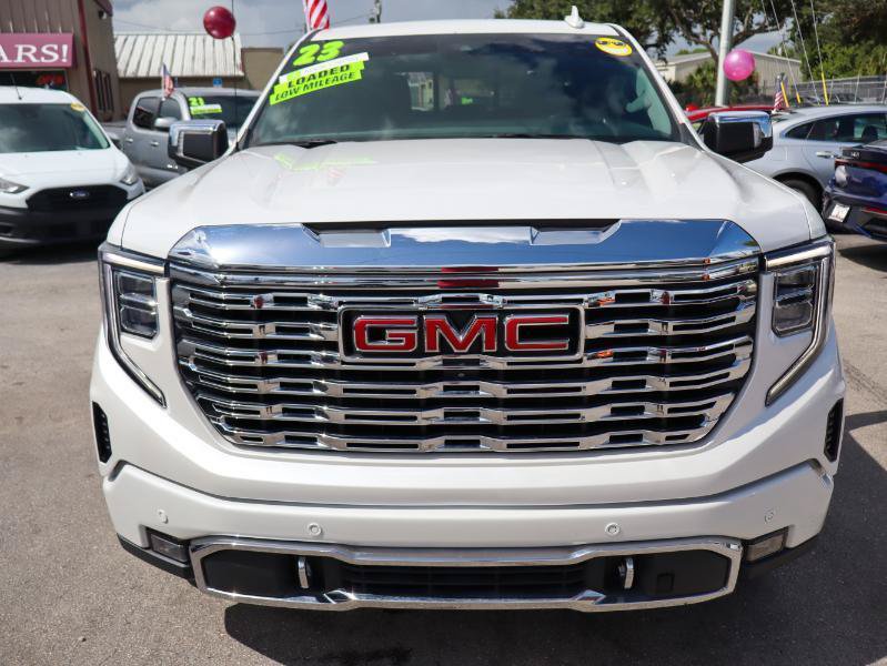 Used 2023 GMC Sierra 1500 Denali w/ Technology Package AWD/4WD image 8