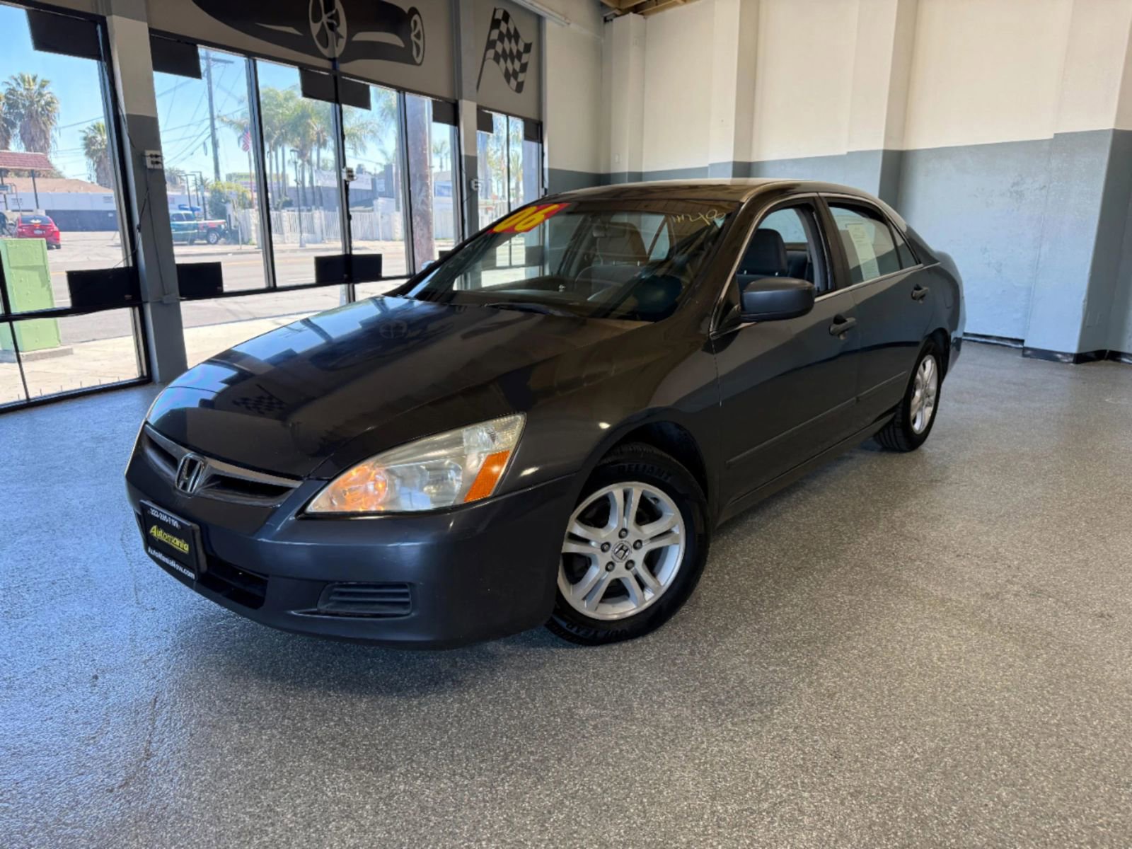 Used 2006 Honda Accord SE image 3