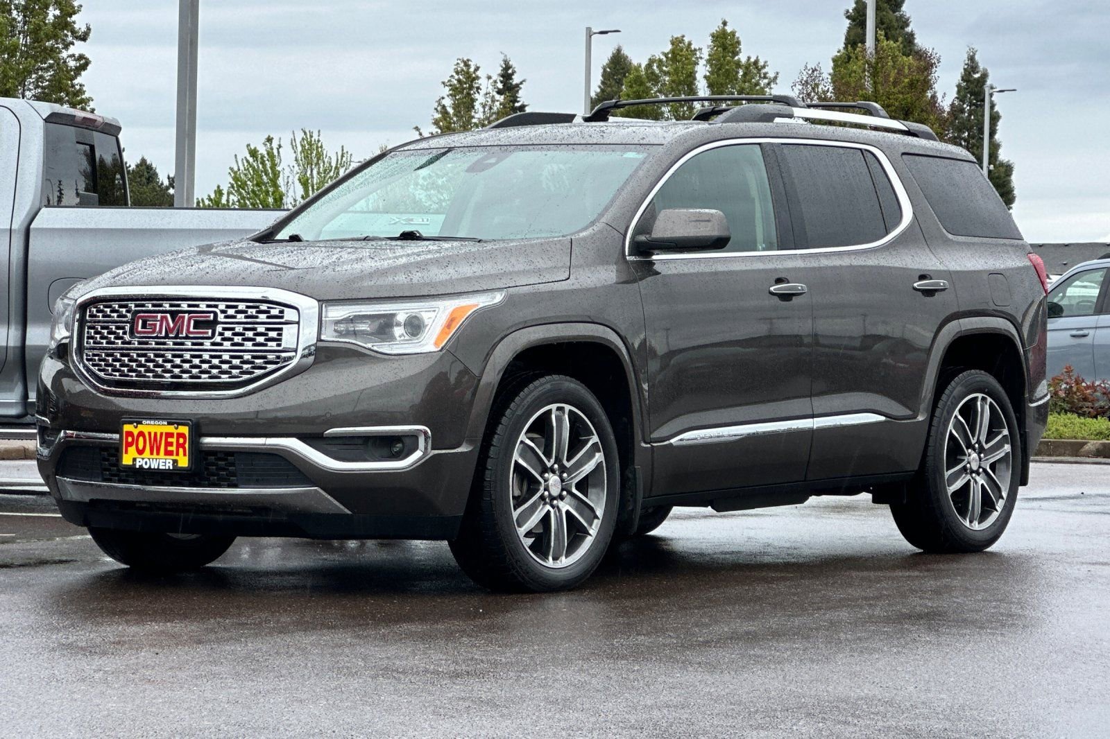 Used 2019 GMC Acadia Denali w/ Technology Package AWD/4WD image 8