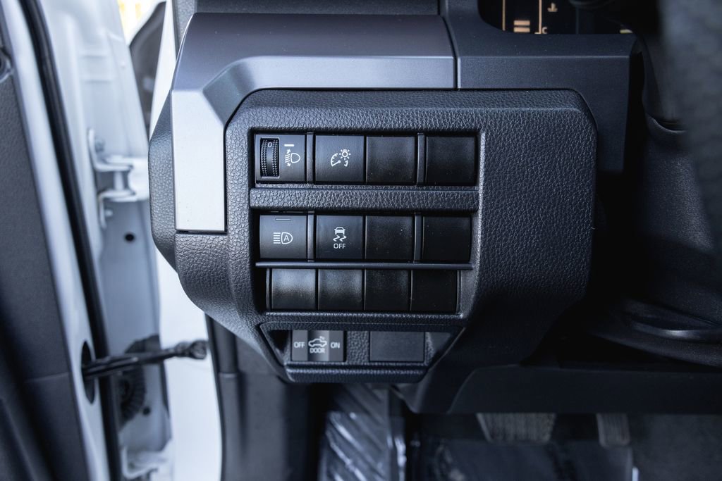 Used 2025 Toyota Tacoma SR5 image 13