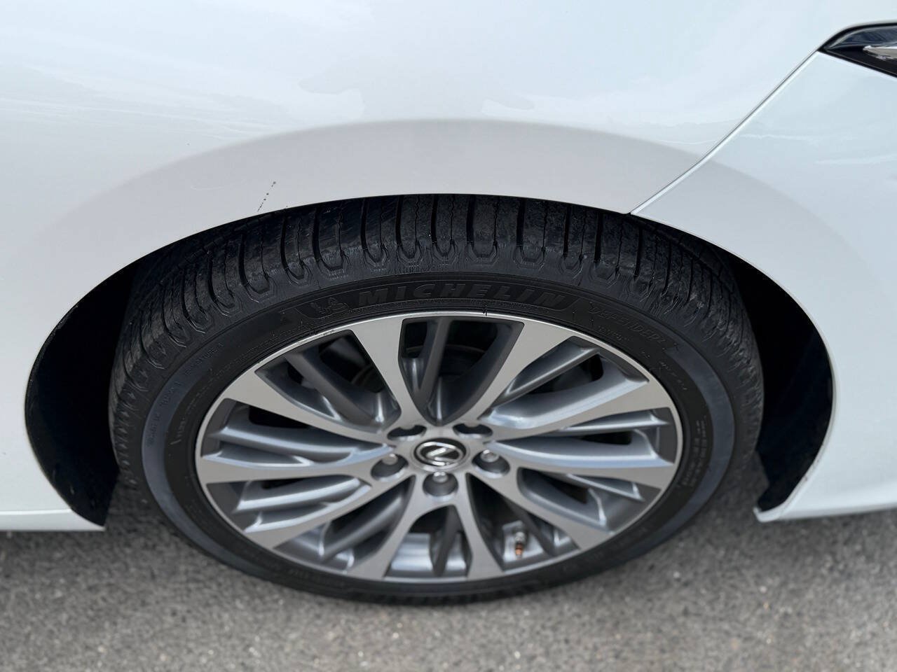 Used 2020 Lexus ES 350 w/ Premium Package FWD image 46