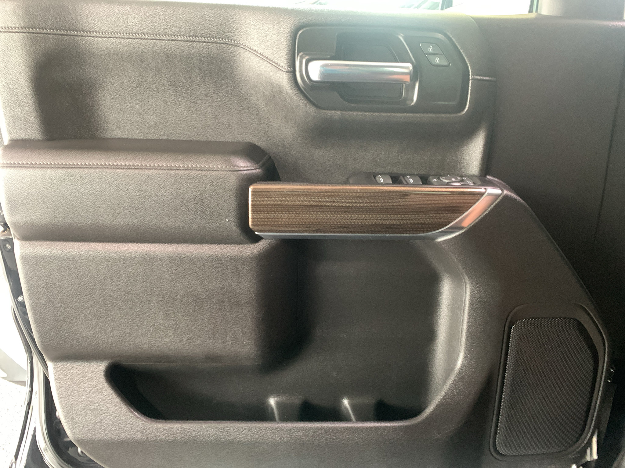 Used 2020 Chevrolet Silverado 1500 LT w/ All-Star Edition AWD/4WD image 22