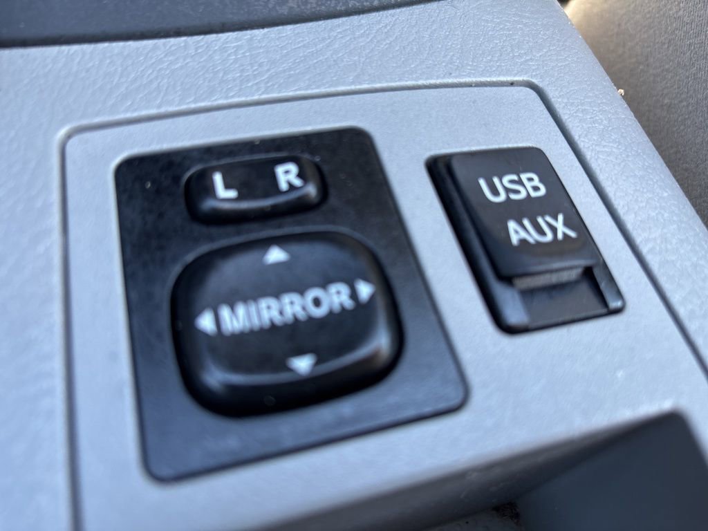 Used 2012 Toyota RAV4 FWD w/ Value Pkg image 15