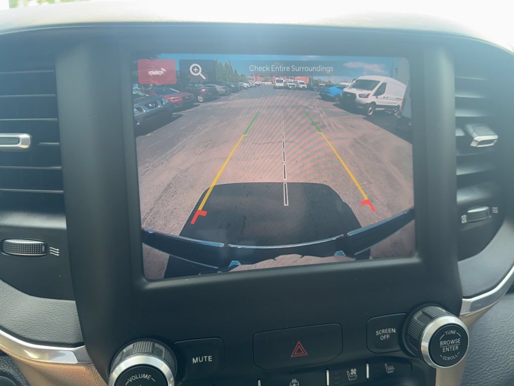 Used 2022 RAM 1500 Laramie AWD/4WD image 5