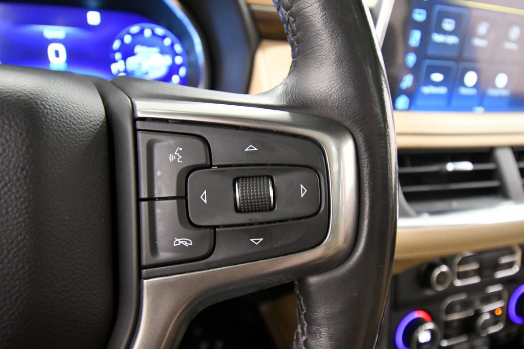 Used 2023 Chevrolet Tahoe Premier AWD/4WD image 22