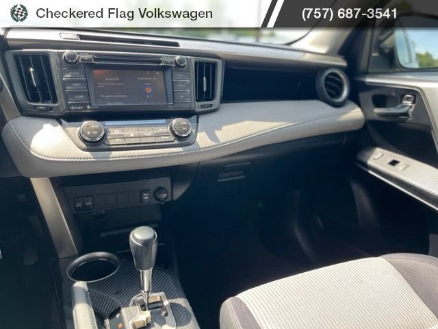 Used 2014 Toyota RAV4 XLE FWD image 32