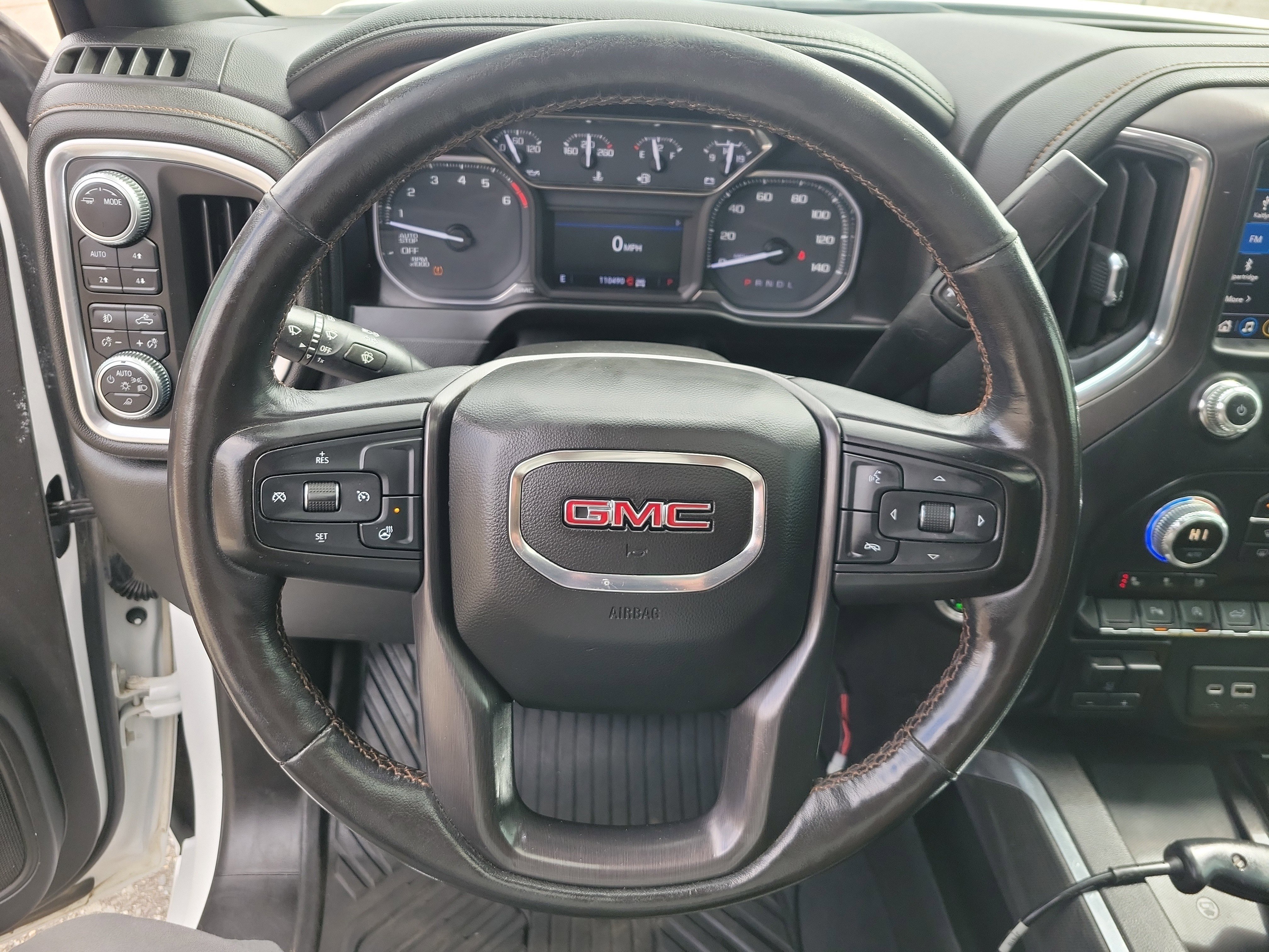 Used 2020 GMC Sierra 1500 AT4 w/ AT4 Preferred Package AWD/4WD image 21