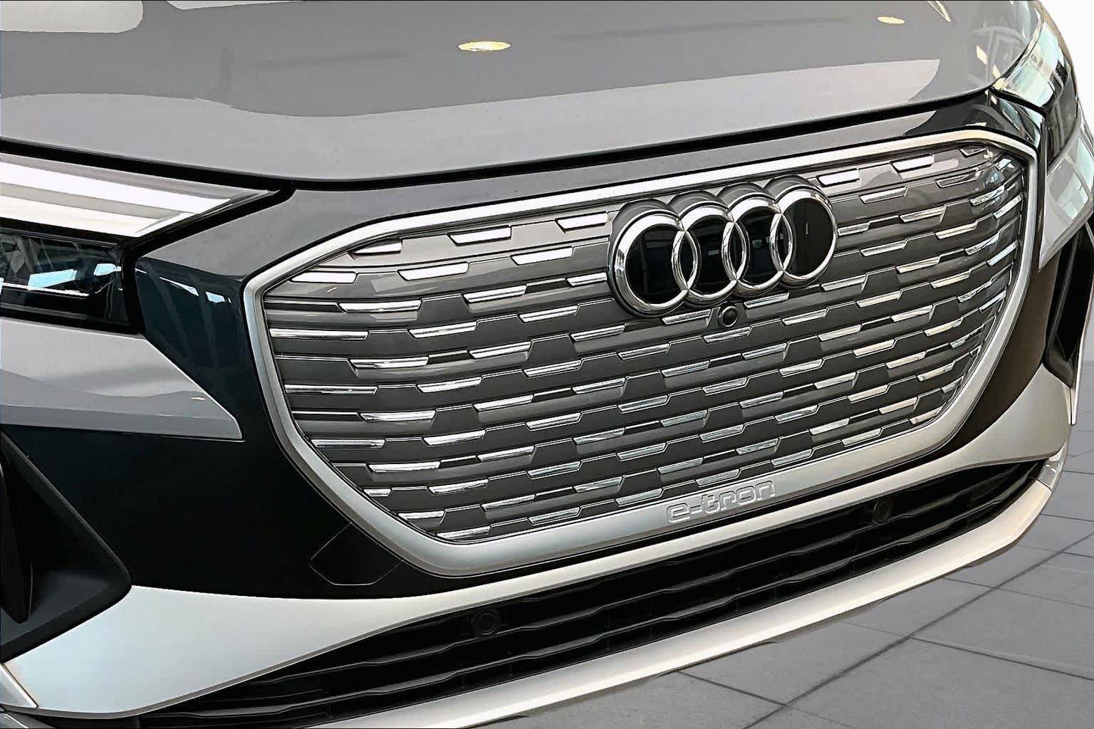 Used 2023 Audi Q4 e-tron Premium AWD/4WD image 31