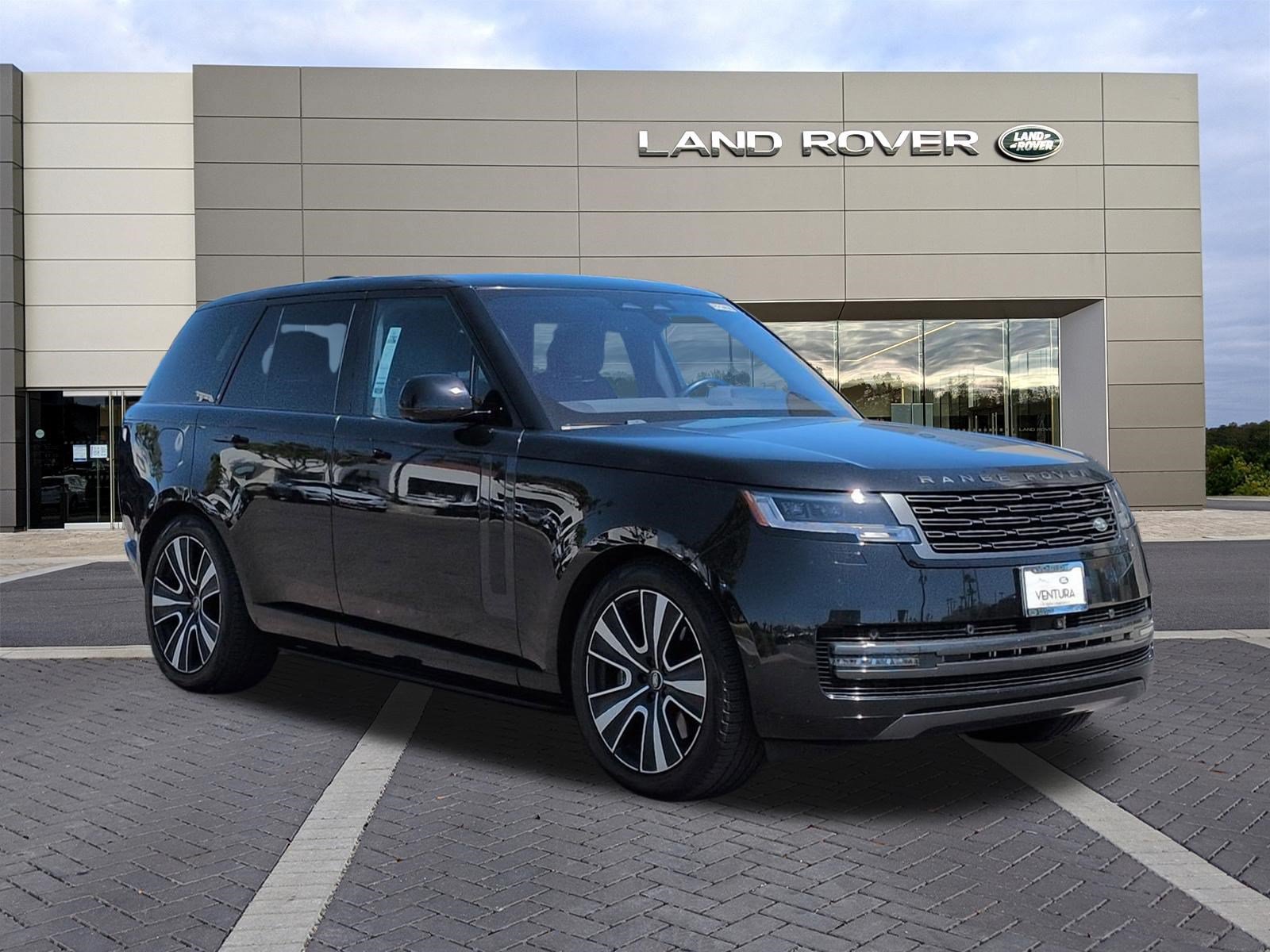Certified 2023 Land Rover Range Rover SE AWD/4WD image 3