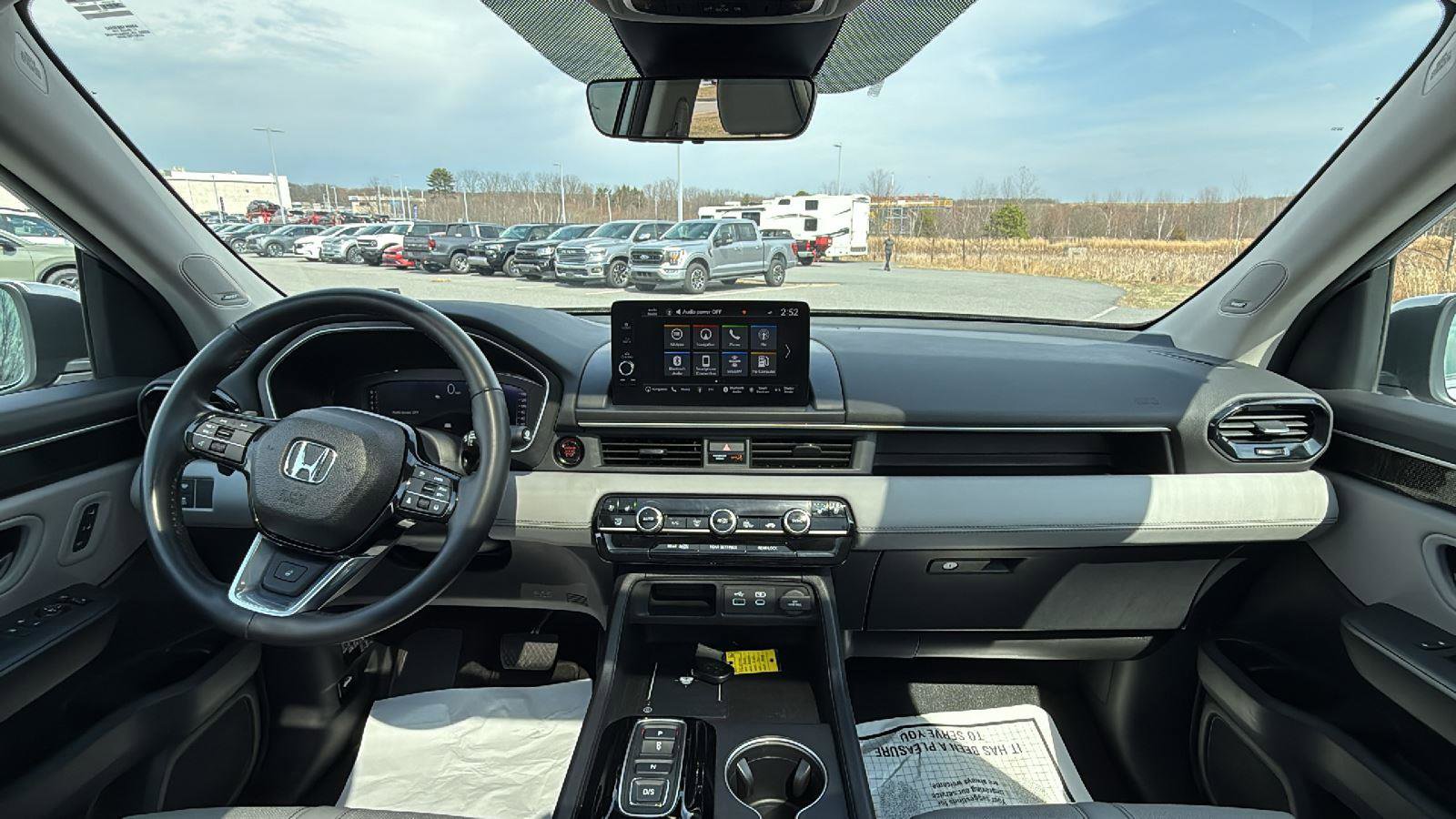 Used 2023 Honda Pilot Elite image 28