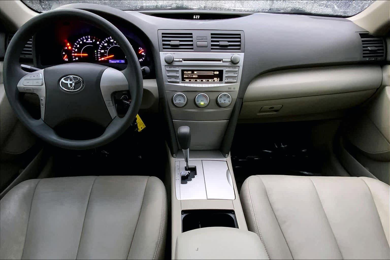 Used 2011 Toyota Camry LE w/ LE Extra-Value Pkg FWD image 14