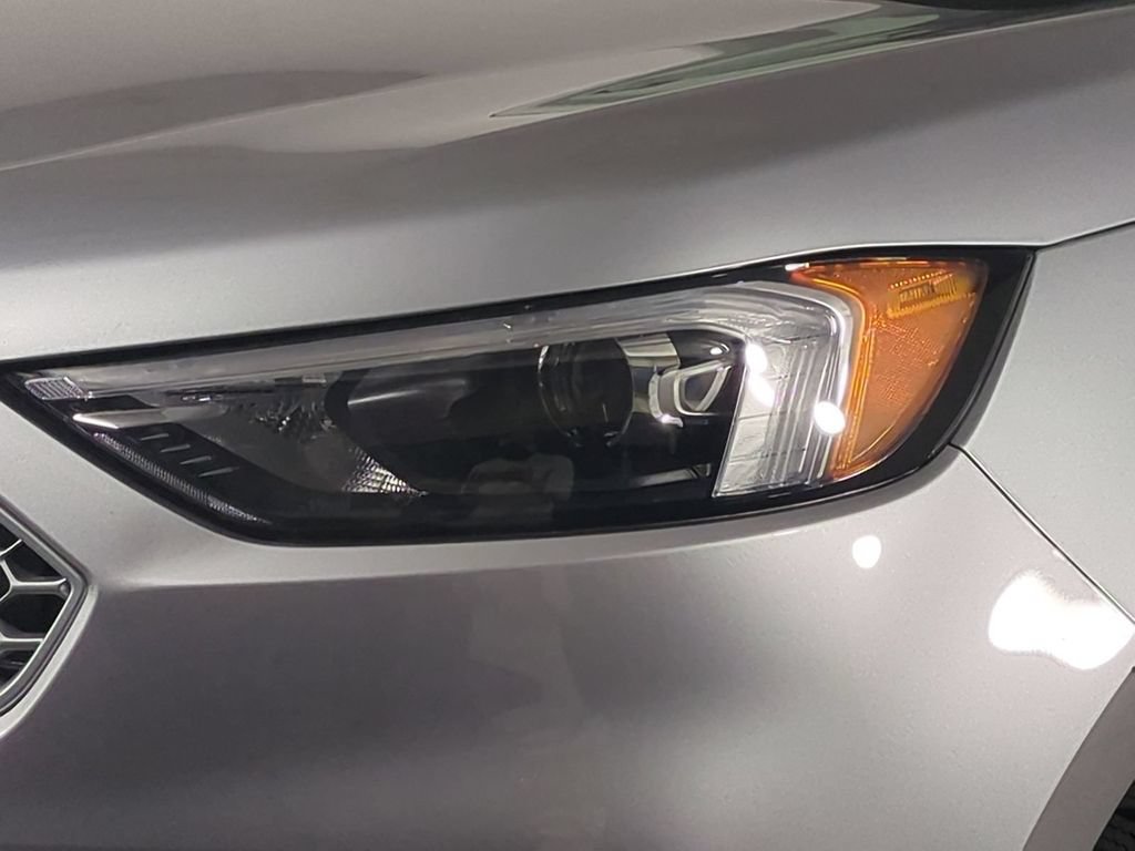 Used 2024 Ford Edge SEL AWD/4WD image 10