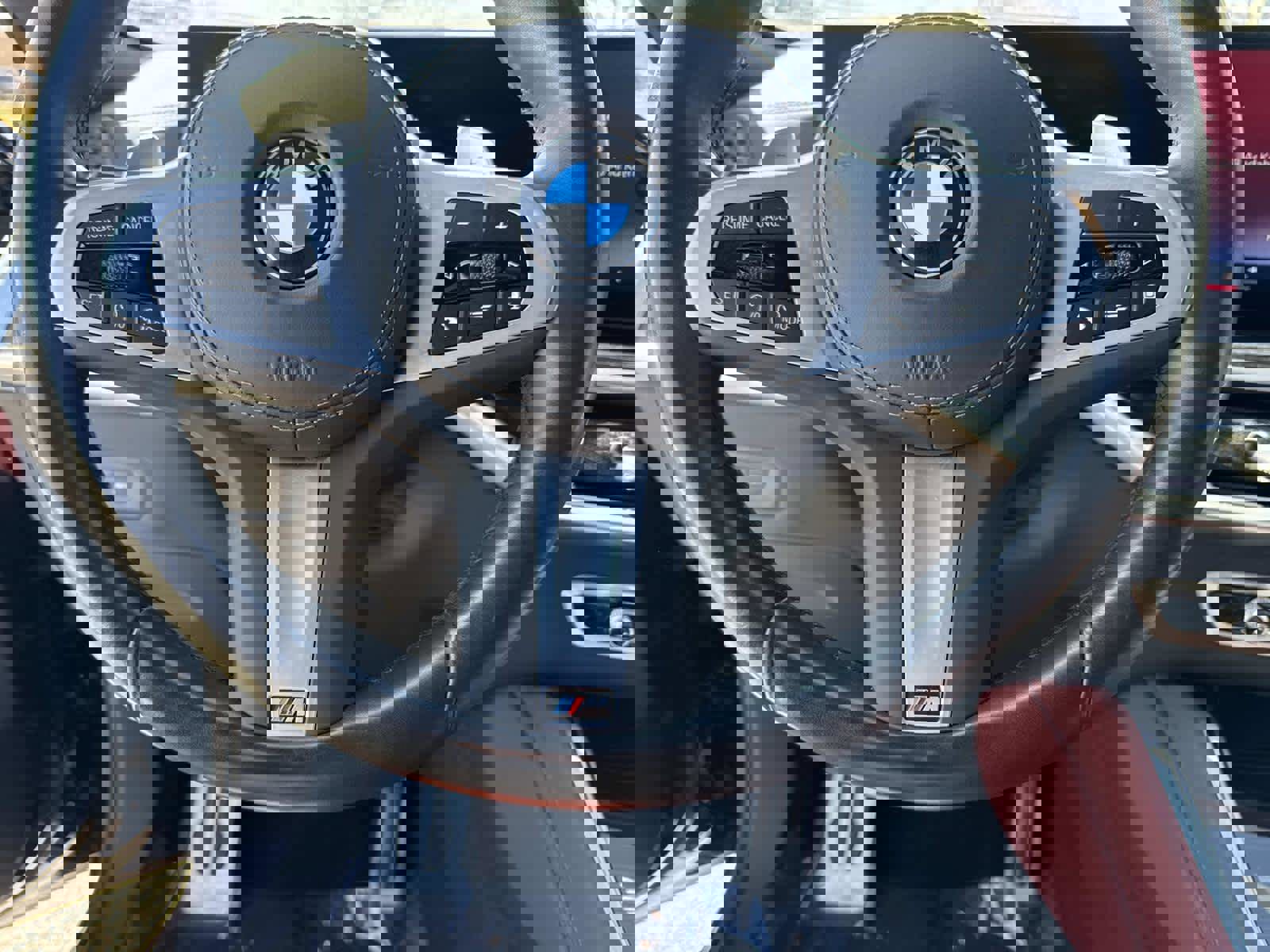 Certified 2024 BMW X6 xDrive40i w/ Premium Package image 18