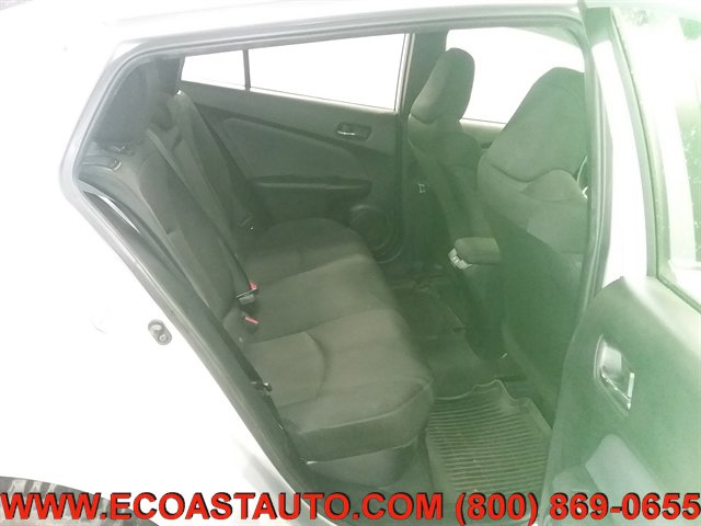 Used 2022 Toyota Prius L Eco FWD image 15