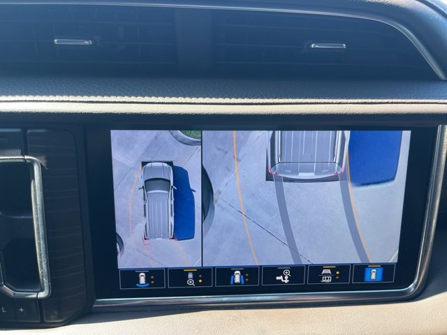 Used 2021 GMC Yukon XL Denali w/ Denali Premium Package image 26