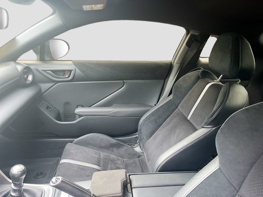 Used 2025 Toyota GR86 Premium RWD image 22