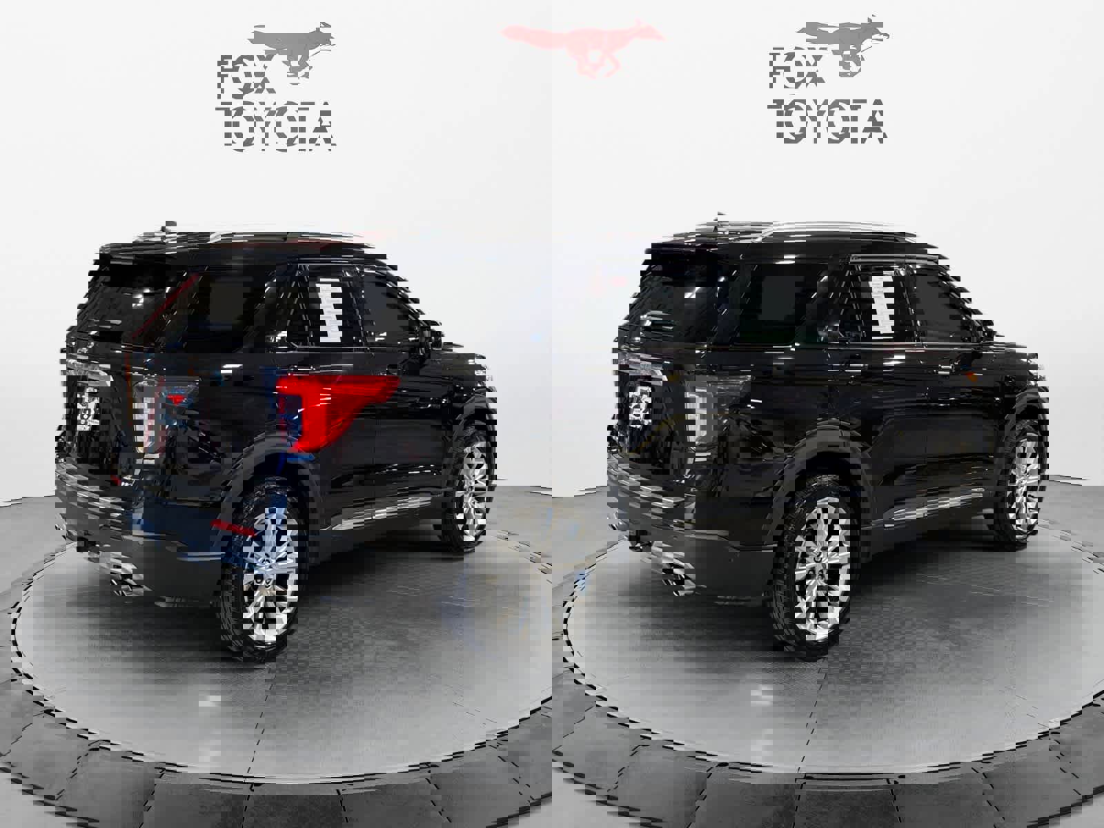 Used 2021 Ford Explorer Platinum w/ Equipment Group 601A image 6