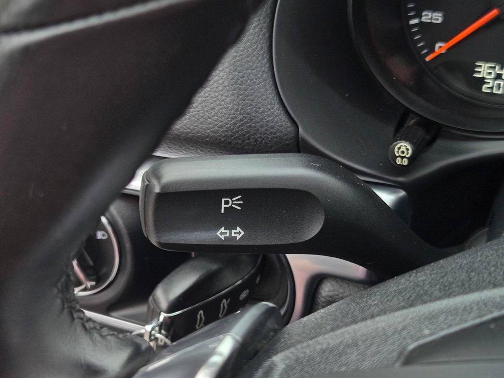 Used 2015 Porsche Boxster RWD image 25