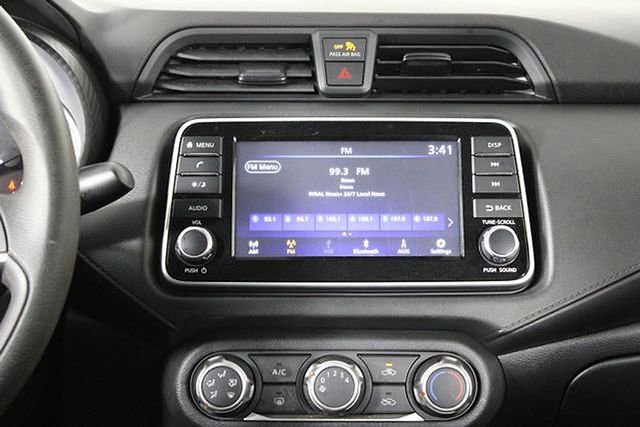 Used 2021 Nissan Versa S image 28