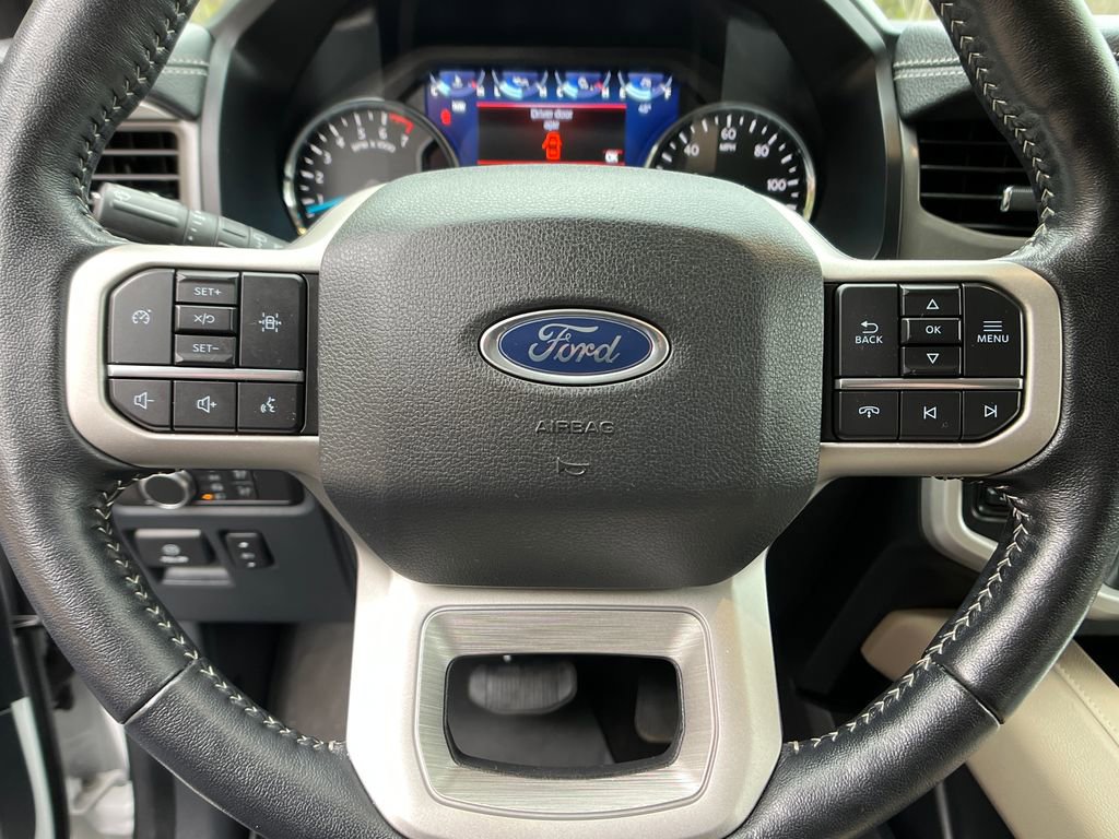 Used 2022 Ford Expedition XLT AWD/4WD image 14