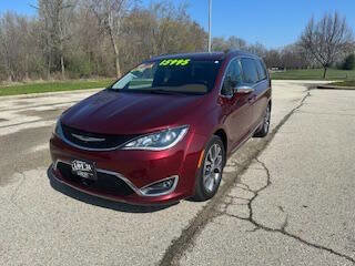 Used 2017 Chrysler Pacifica Limited
