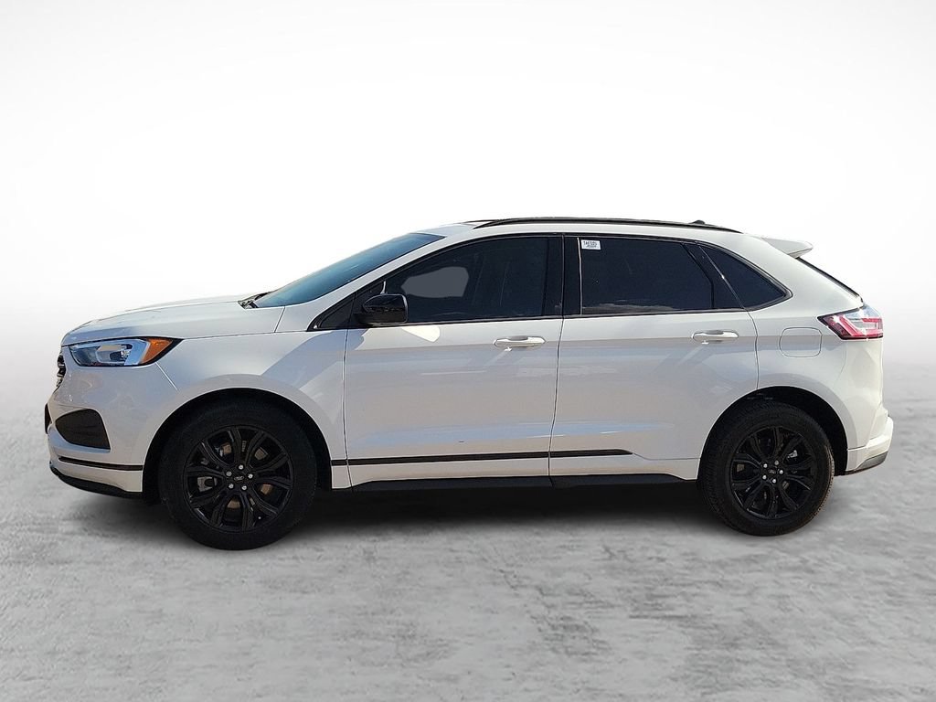 Used 2022 Ford Edge SE w/ Black Appearance Package AWD/4WD image 6