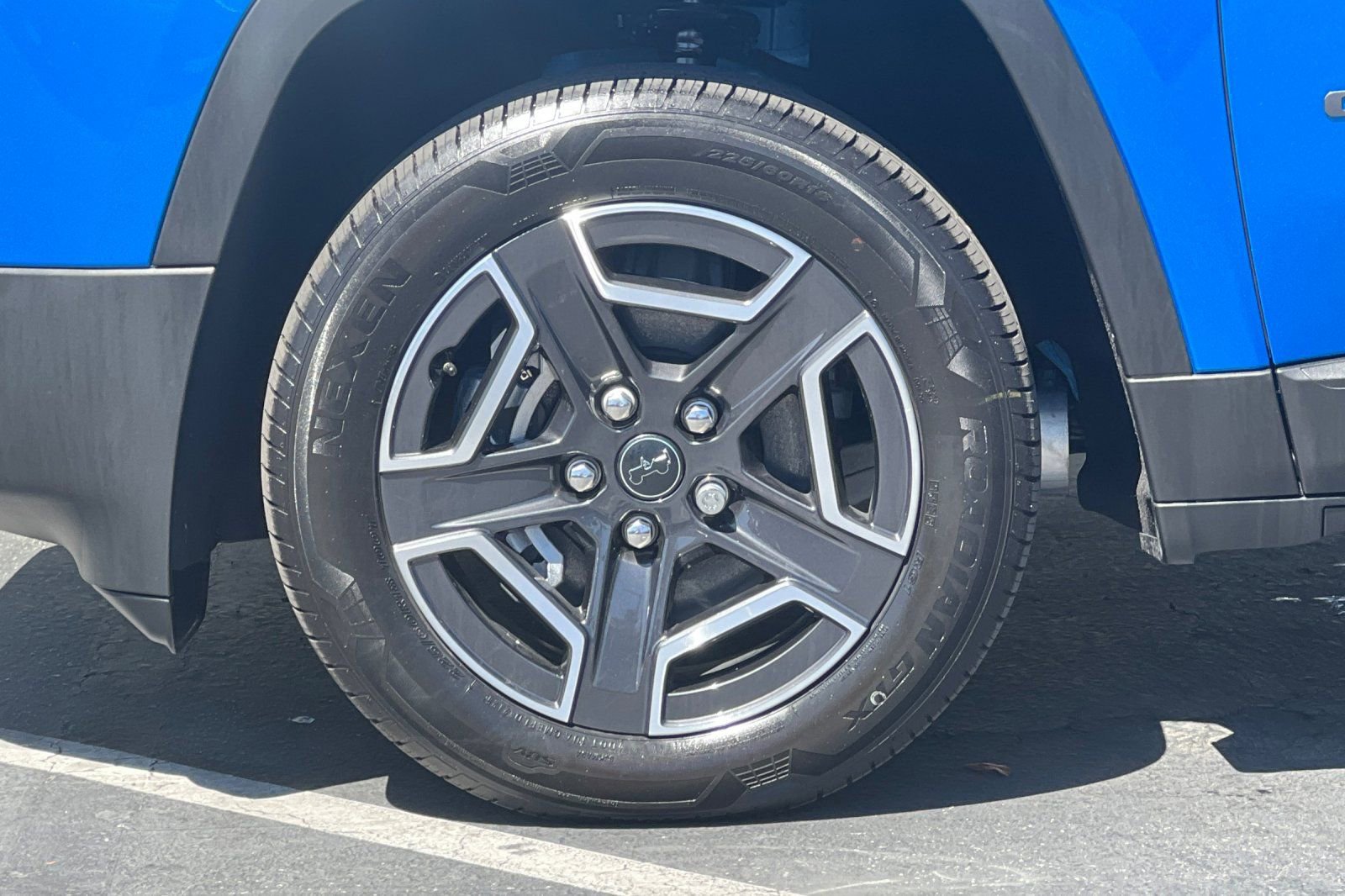 New 2026 Jeep Cherokee Limited AWD/4WD image 25