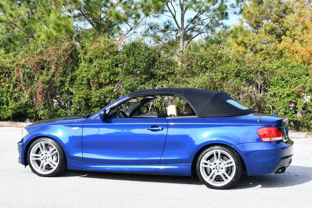 Used 2013 BMW 135i Convertible image 4