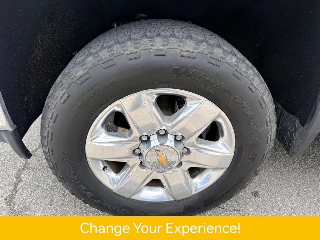 Used 2022 Chevrolet Silverado 2500 LTZ AWD/4WD image 34