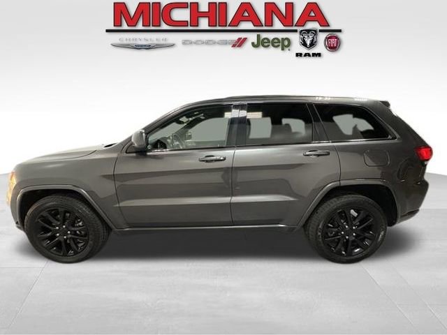 Used 2021 Jeep Grand Cherokee Laredo X image 1