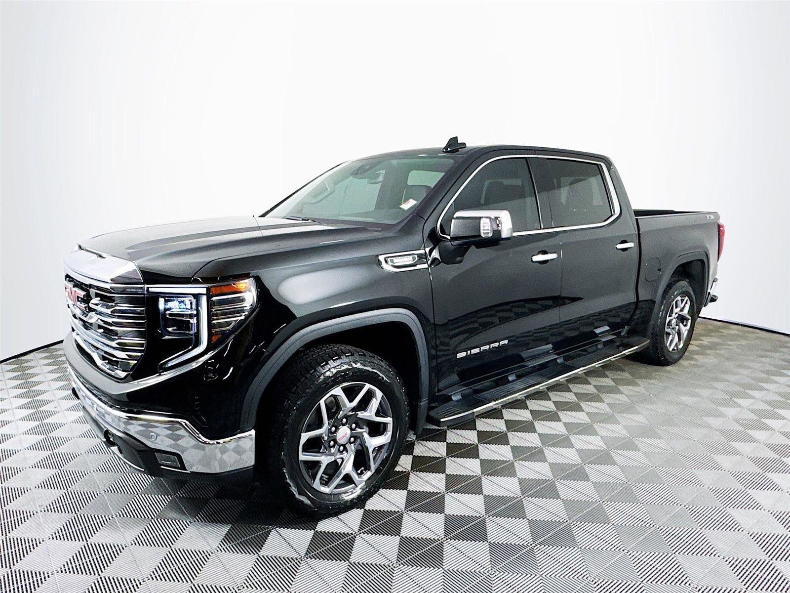 Certified 2024 GMC Sierra 1500 SLT w/ SLT Premium Plus Package AWD/4WD image 1